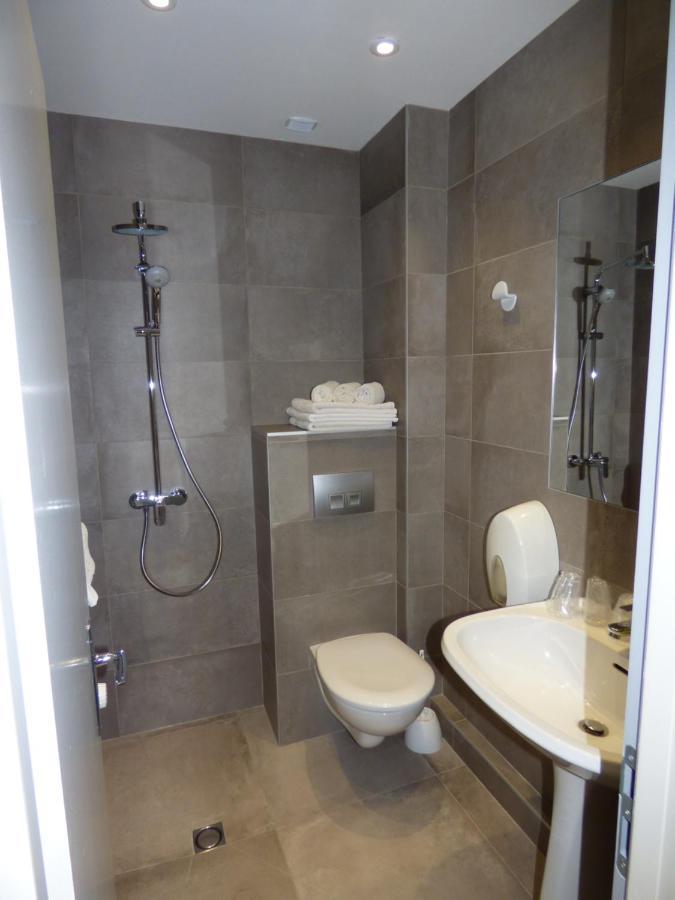 Auberge Des Avenieres Les Avenieres Ngoại thất bức ảnh